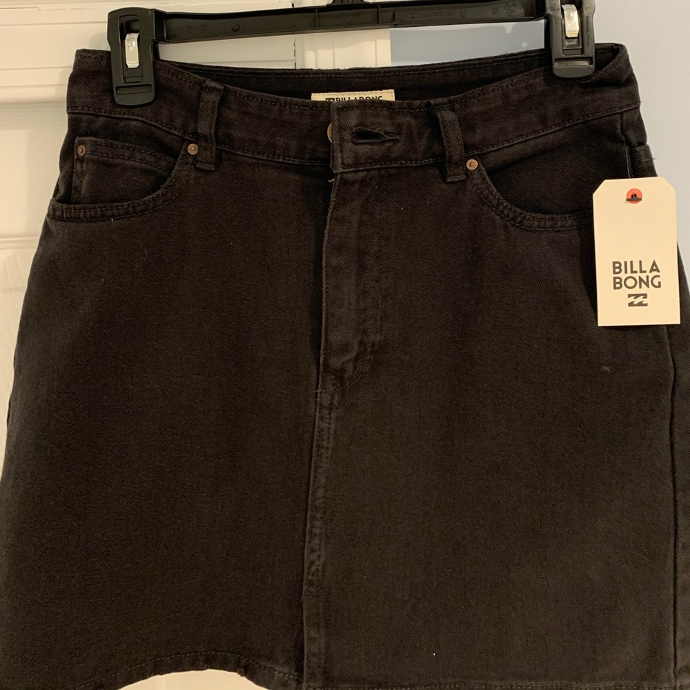 Billabong Black Skirt